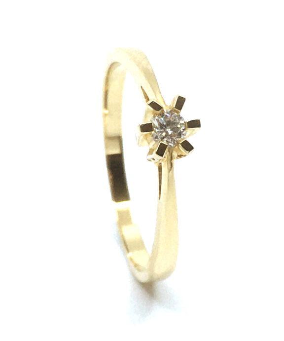 14 KT. GULD CARLA RING MED BRILLANT 0,10 CT. W/SI
