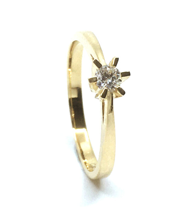 14 KT. GULD CARLA RING MED BRILLANT 0,15 CT. W/SI