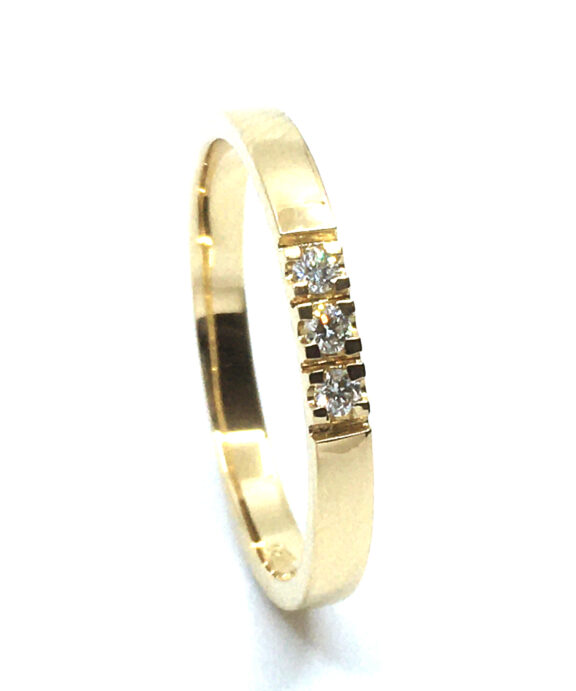 14 KT. ALLIANCE RING GULD MED BRILLANT 3X0,02 CT. W/SI