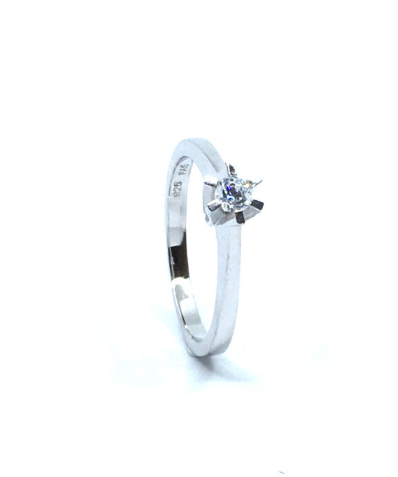 SØLV RING RHODINERET PRINSESSE MED SYNTETISK ZIRKONIA