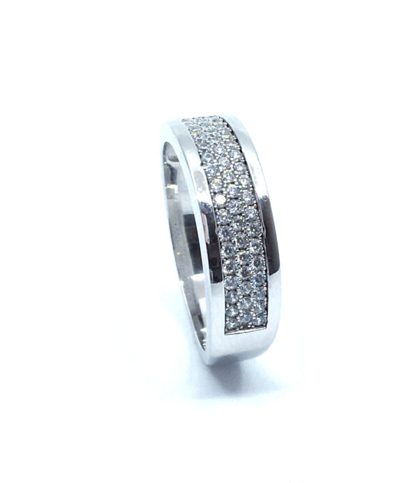 SØLV RING RHODINERET MED SYNTETISKE ZIRKONIA HELE VEJEN RUNDT