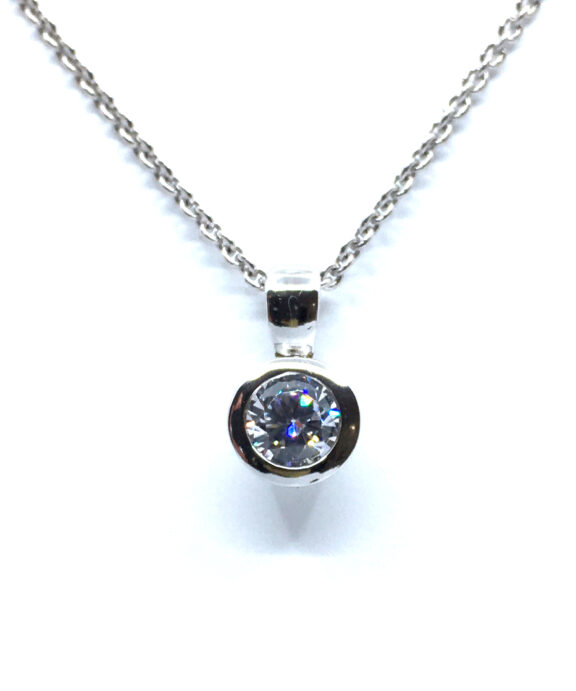 SØLV HALSKÆDE DIAMETER 7 MM MED SYNTETISK ZIRKONIA