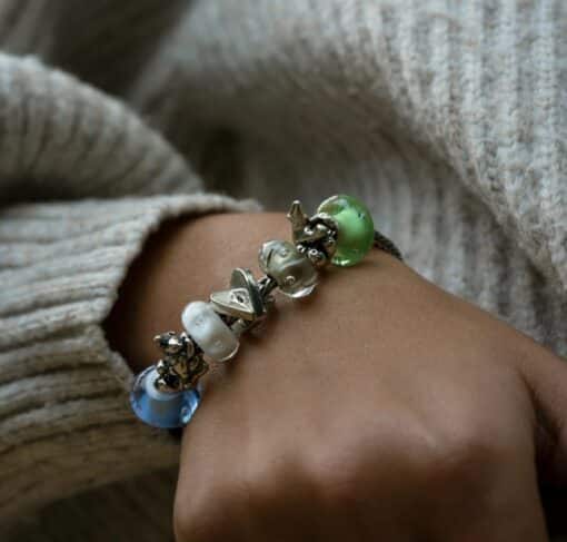 TROLLBEADS GLASKUGLE HVIDE BOBLER- TGLBE-10231 - Image 4