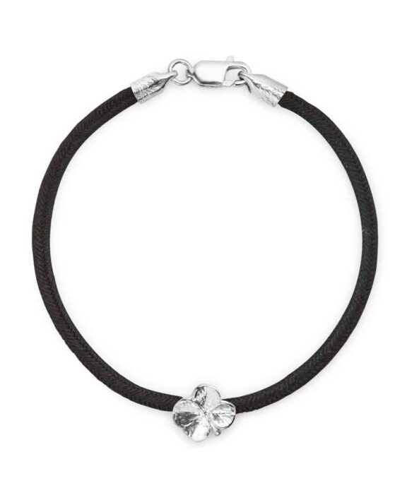 FLORA DANICA SILKE ARMBÅND SORT FIRKLØVER SØLV - FLC-SILK-BLACK-18-S