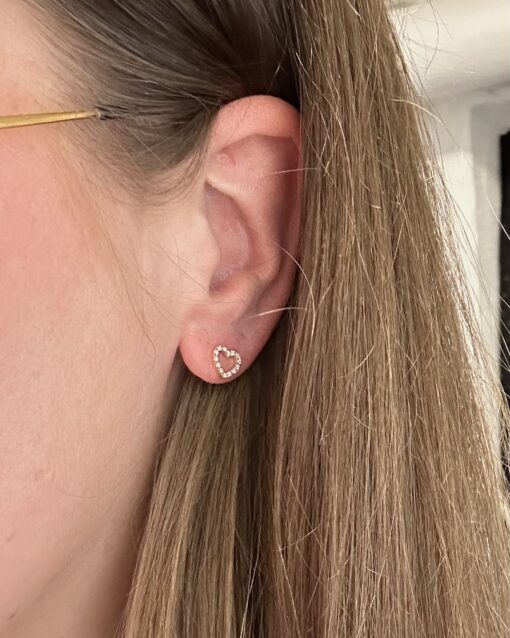 CHRISTOFFERSEN JEWELLERY HJERTE ØRESTIKKER 14 KARAT GULD MED 0,14 CARAT BRILLANTER – 3000541 - Image 3
