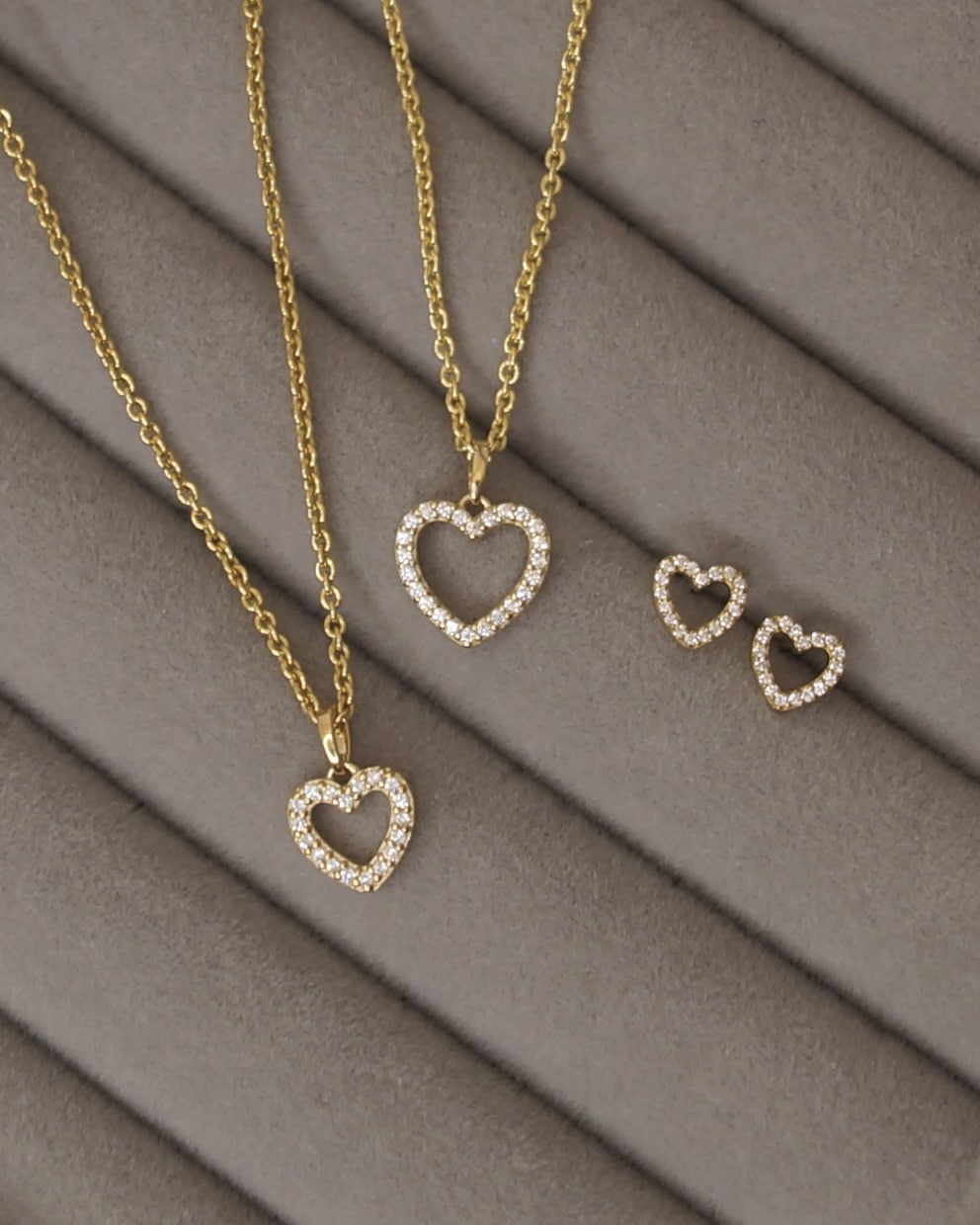 CHRISTOFFERSEN JEWELLERY HJERTE VEDHÆNG 8 KARAT GULD MED ZIRKONIA - 4571281-3 - Billede 2