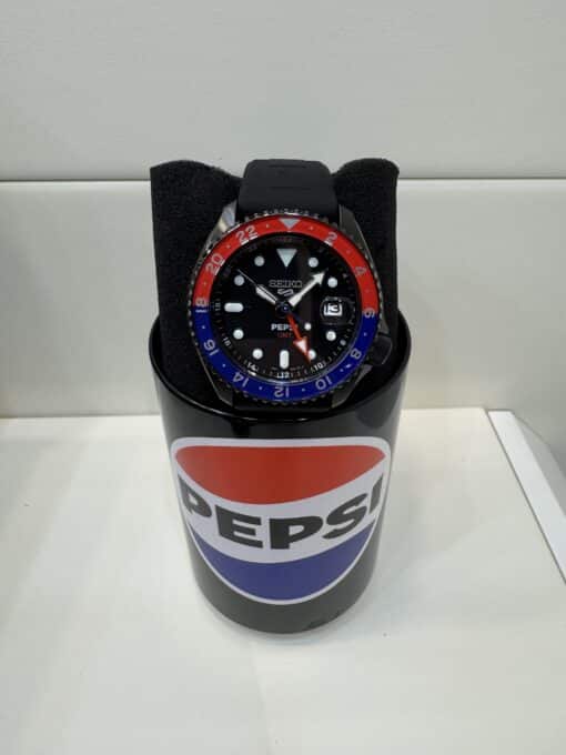 SEIKO 5 SPORT GMT LIMITERET PEPSI MAX - SSK047K1 - Billede 2